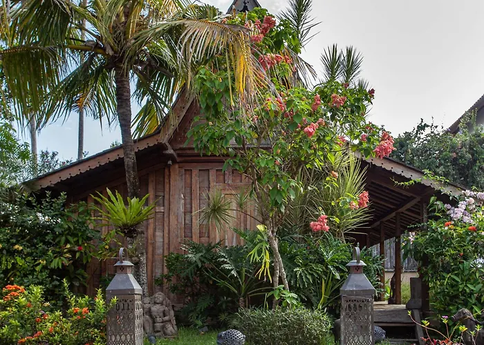 Wayang Retreat