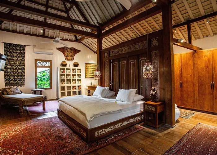 Wayang Retreat